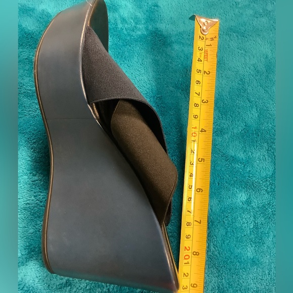 NR Rapisardi Color Block Leather Platform Sandals - Picture 8 of 10